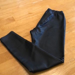 Black pho leather leggings
